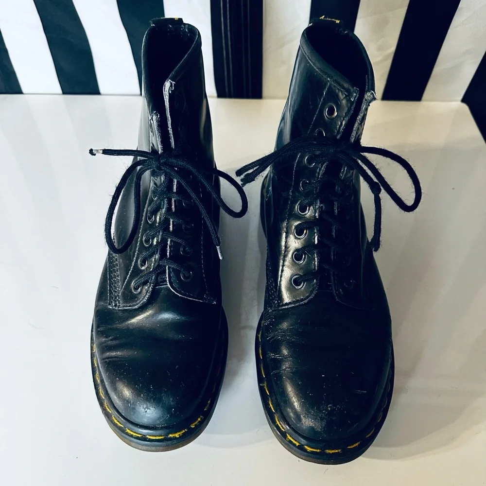 Dr. Martens Vintage Made in England Classic Smooth Black Pascal Leather Boots